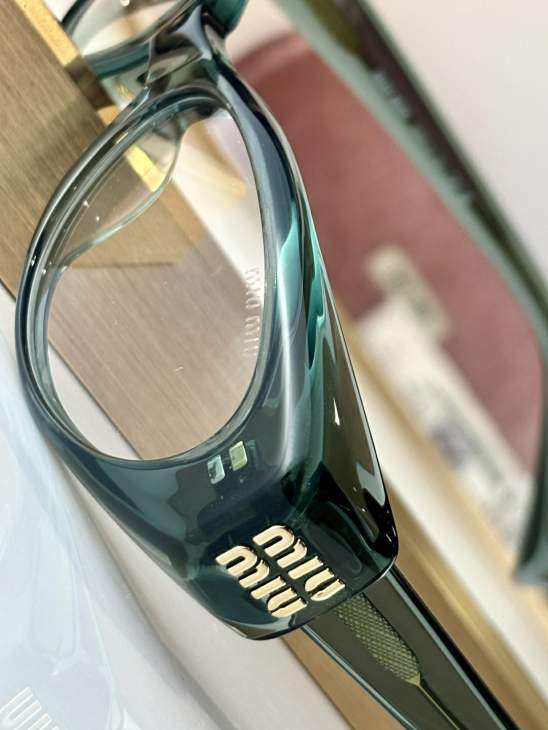 Picture of Miu Miu Sunglasses _SKUfw77894002fw